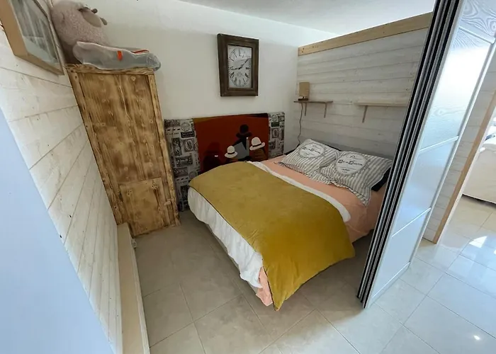 Le Champas Centre Station Lit Queen Size 아파트 Enchastrayes